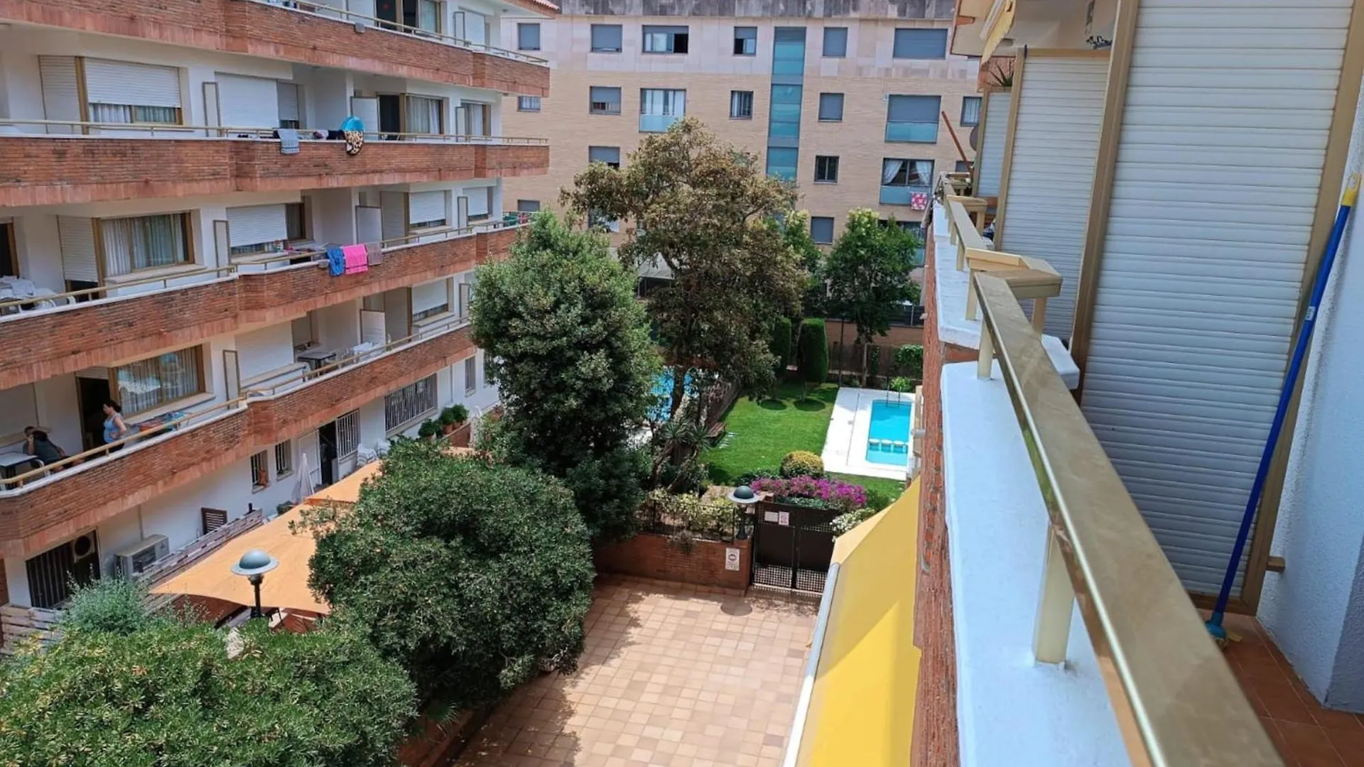 Vibrant Apartment Near Lloret Beach Lloret de Mar Spanien
