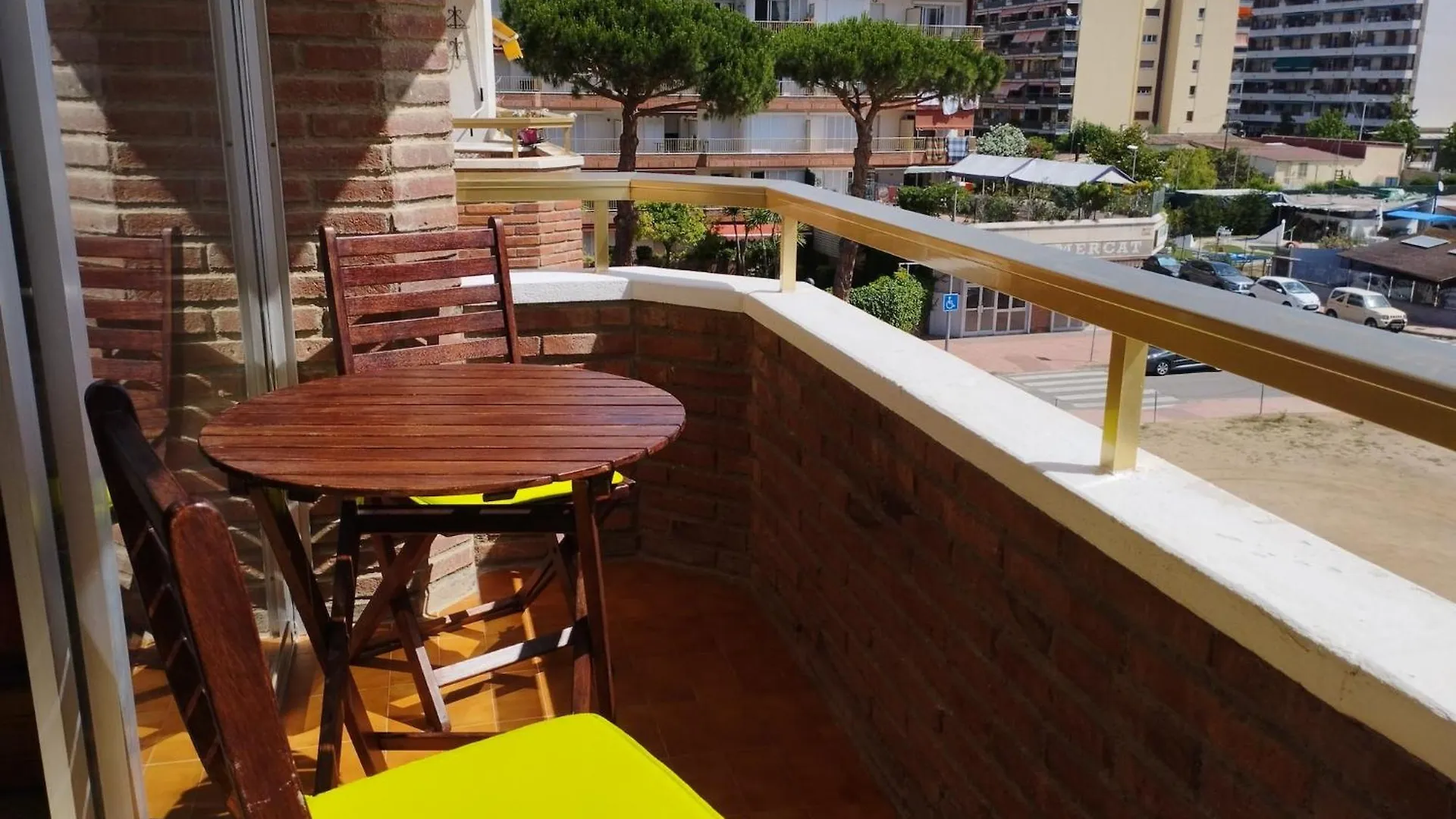 Vibrant Apartment Near Lloret Beach Lloret de Mar Spanien