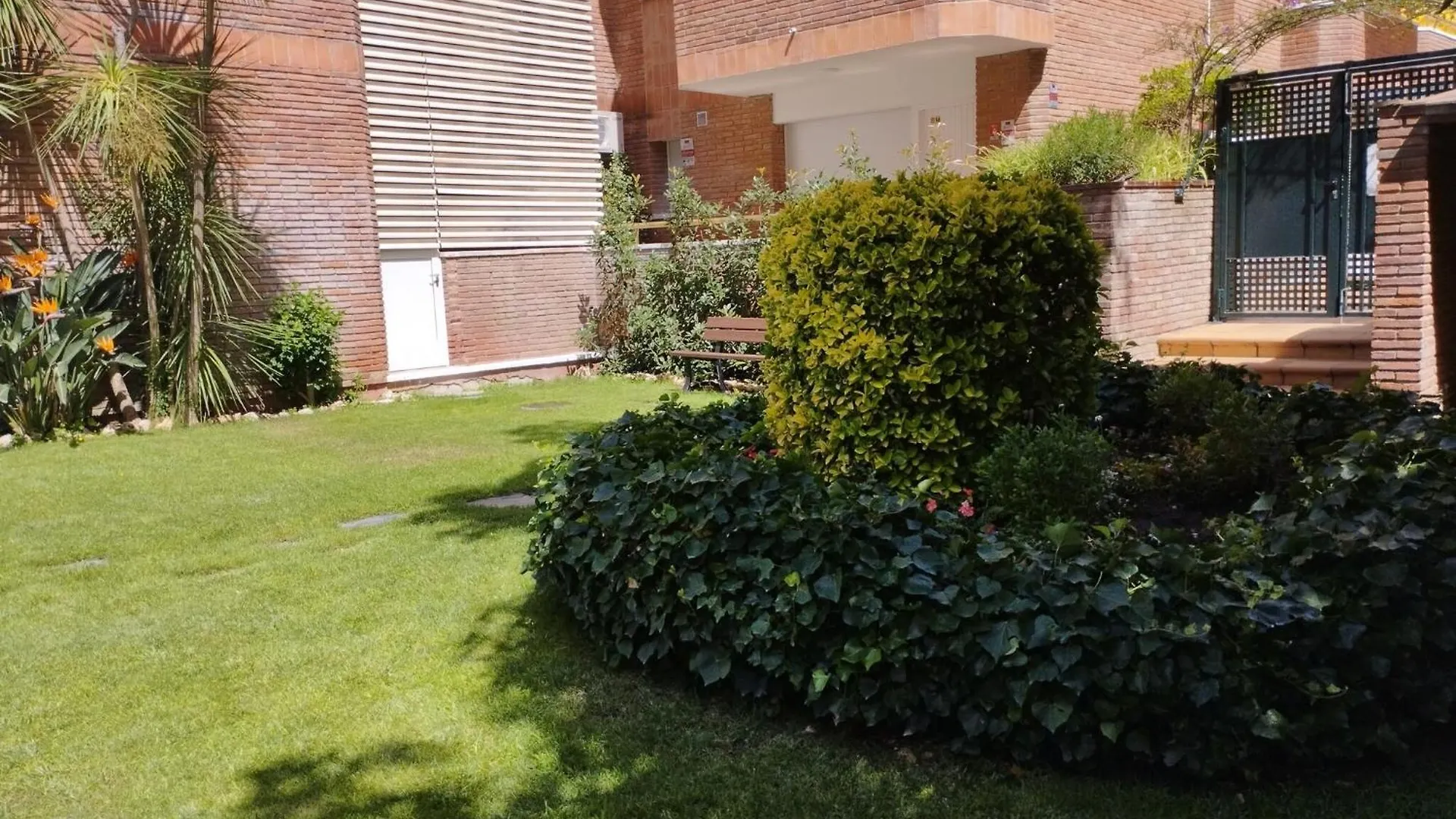 Vibrant Apartment Near Lloret Beach Lloret de Mar Spanien